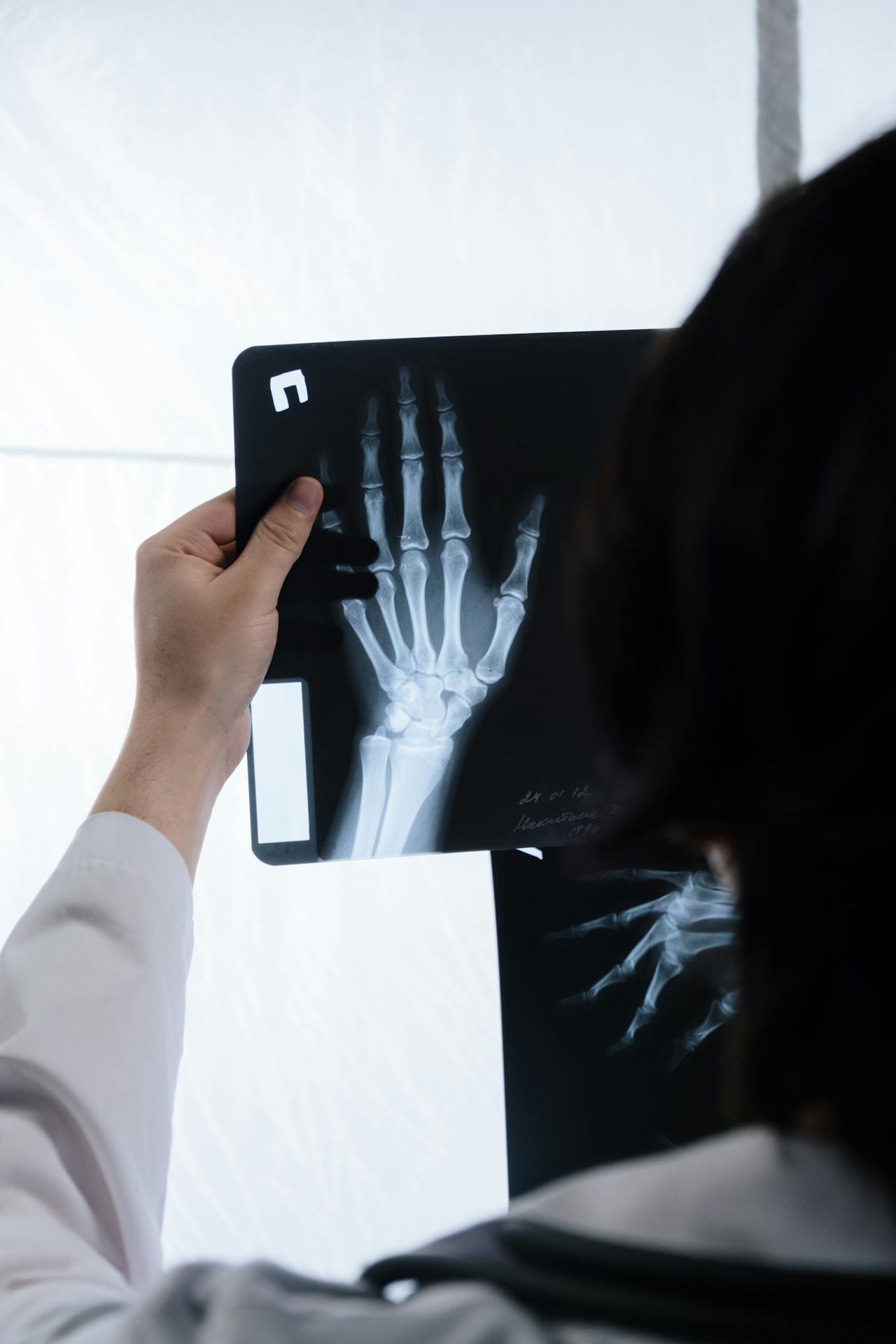 Hand & Upper Extremity